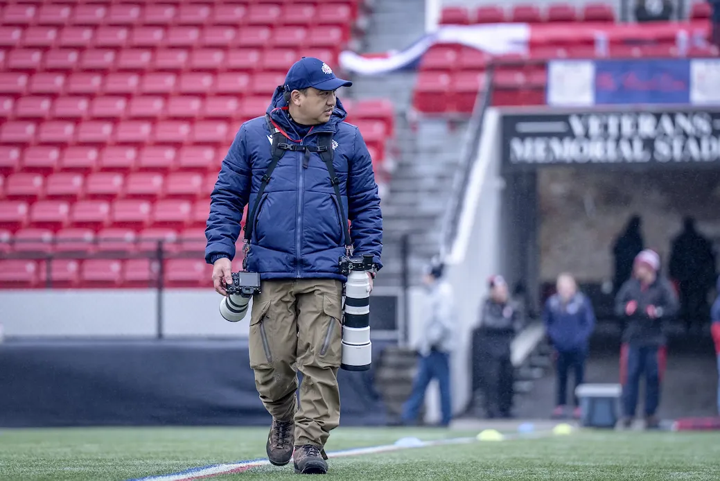 Dr. Karson Mui — sports chiropractor and professional sports photographer